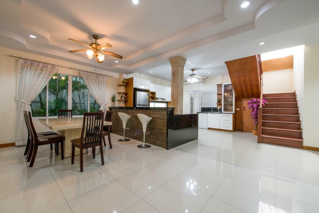 Villa Black Pearl Pattaya Exterior photo